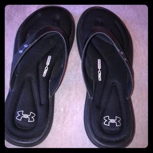 Under Armour 4D foam slippers